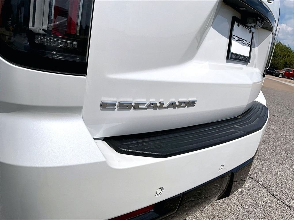 Used 2025 White Cadillac Sport image 22