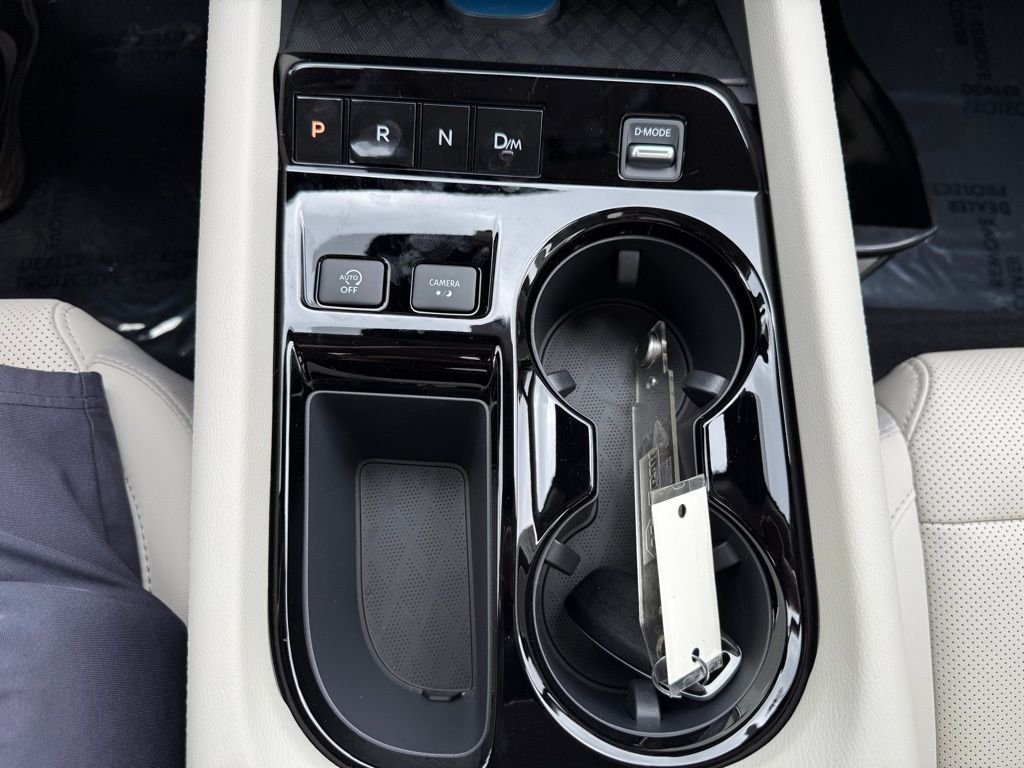 New 2026 Everest White Pearl TriCoat Nissan SL image 32