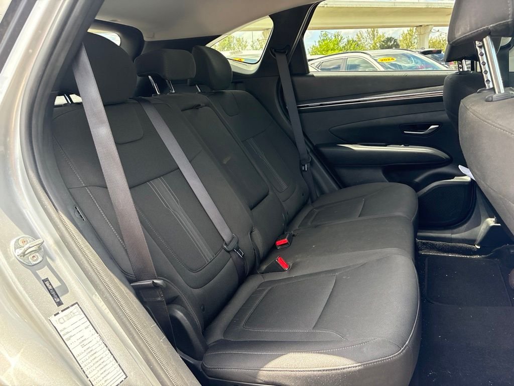 Used 2023 Silver Hyundai SEL image 15