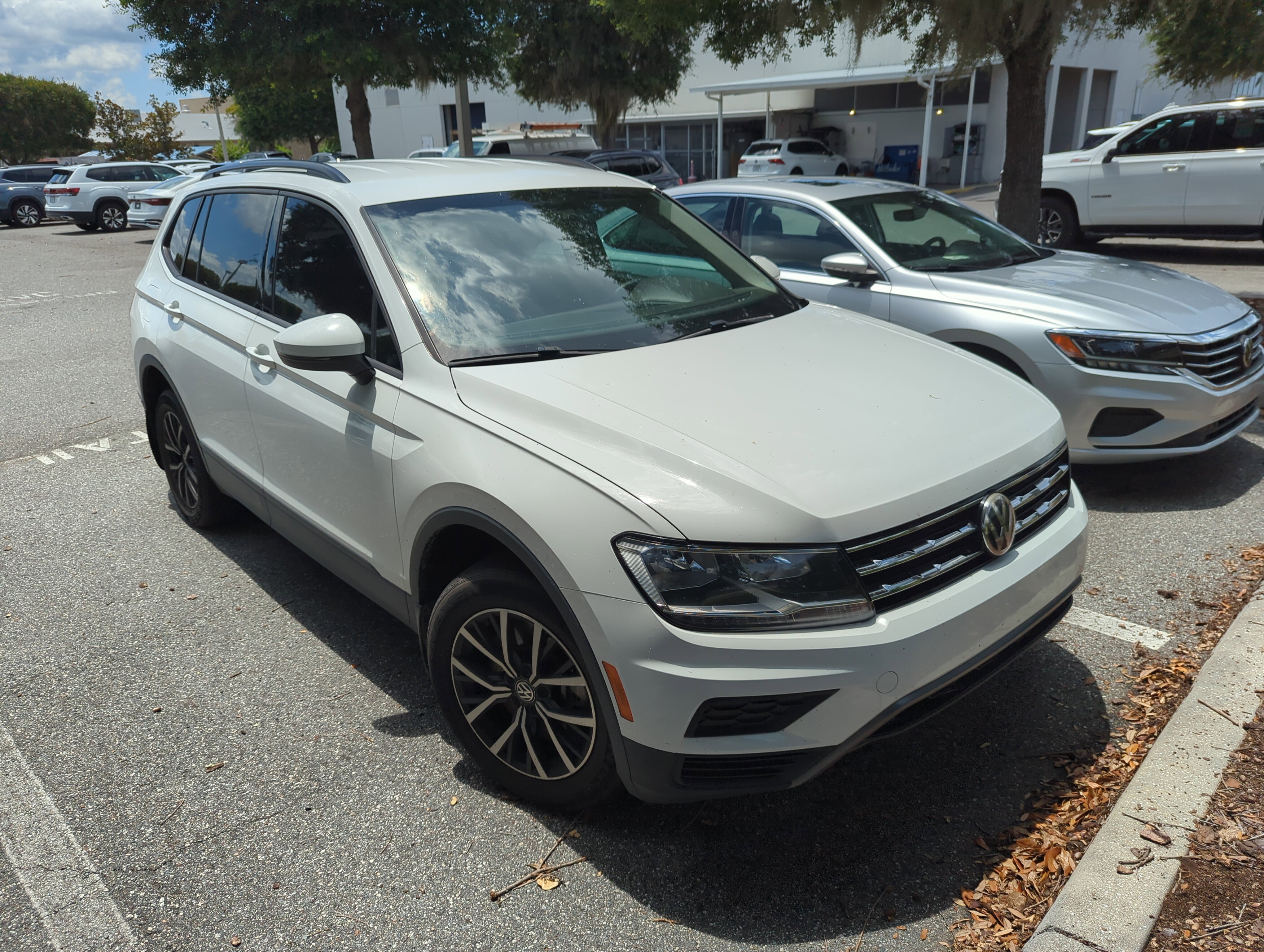 2021 Volkswagen Tiguan 2.0T S's photo