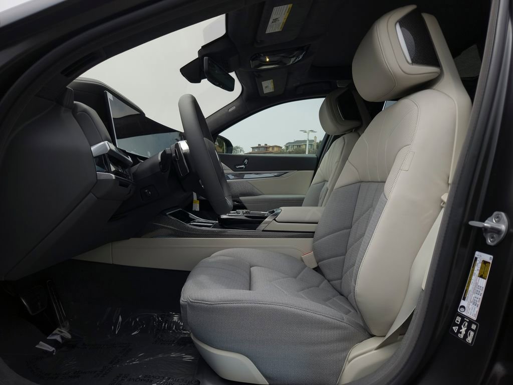 New 2026 Frozen Deep Grey Metallic BMW 760i xDrive image 7