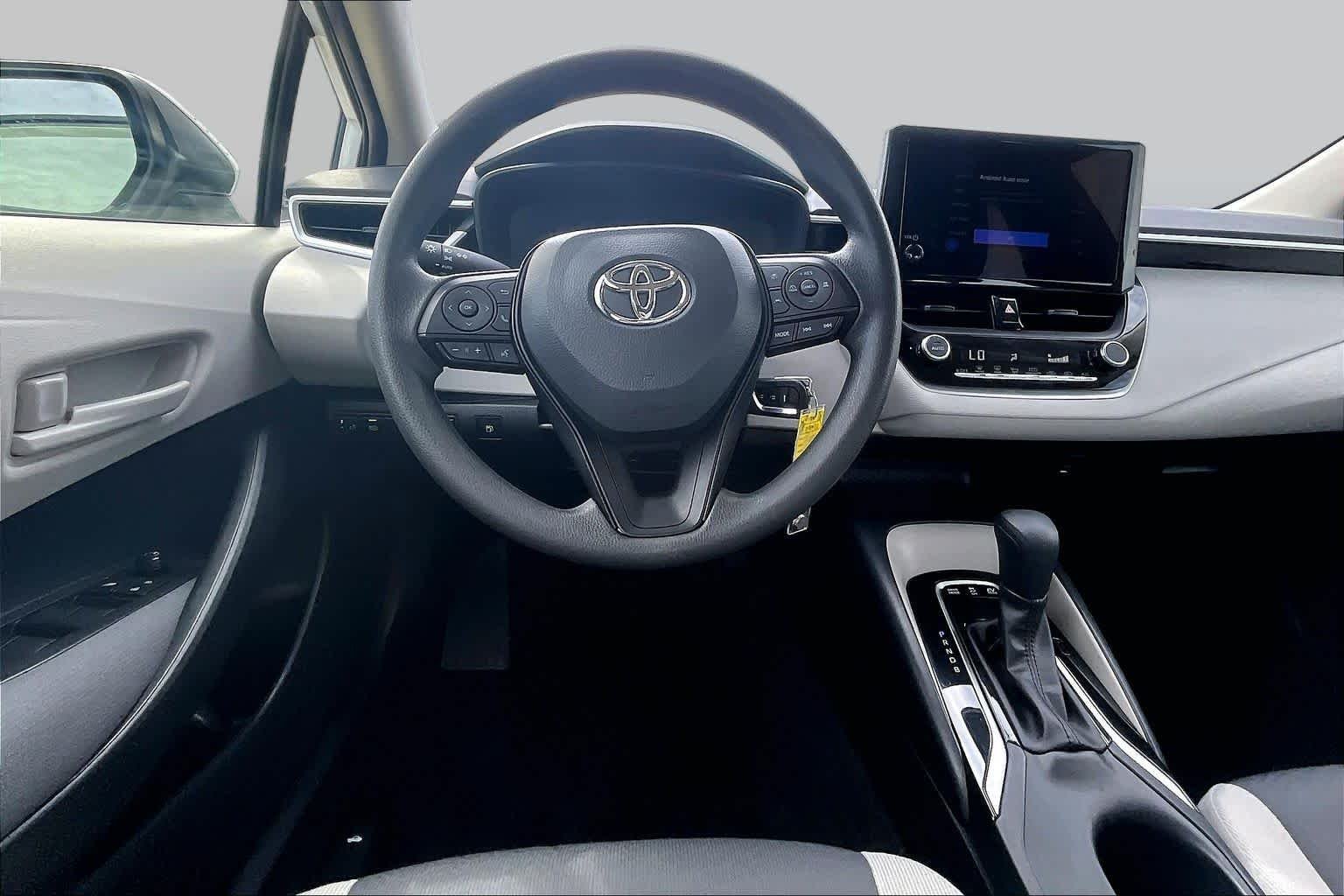 Used 2024 Ice Cap Toyota Hybrid LE image 5