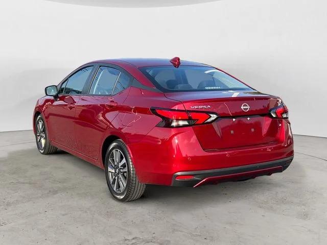Used 2024 Scarlet Nissan 1.6 SV image 3