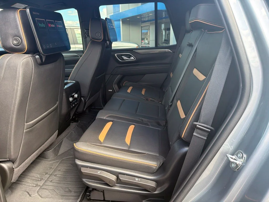 Used 2024 Sterling Metallic GMC AT4 image 32
