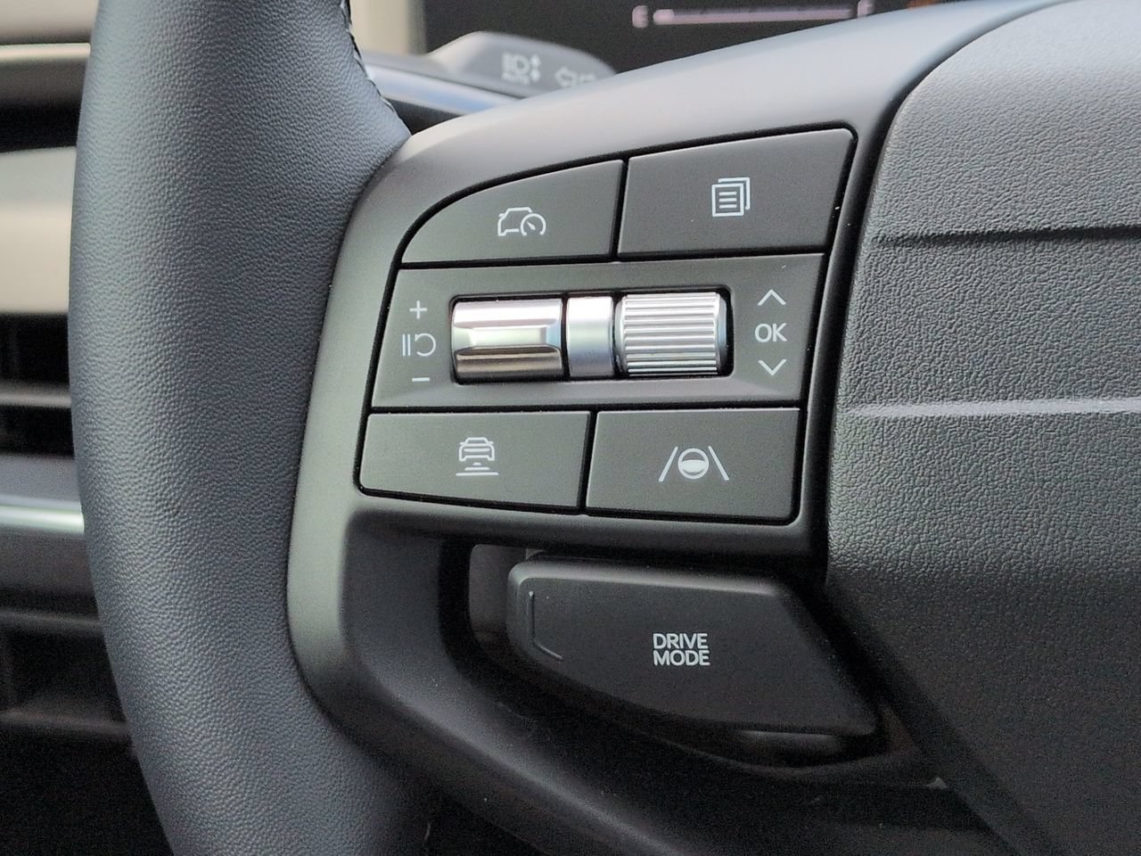 New 2026 Interstellar Gray Kia EX image 26