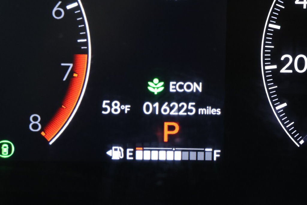 Used 2026 Platinum White Pearl Honda Sport image 13