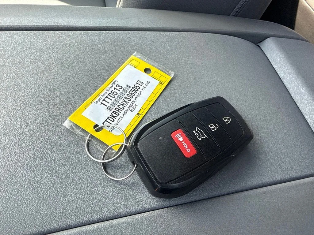 Used 2025 Black Toyota XLE image 32