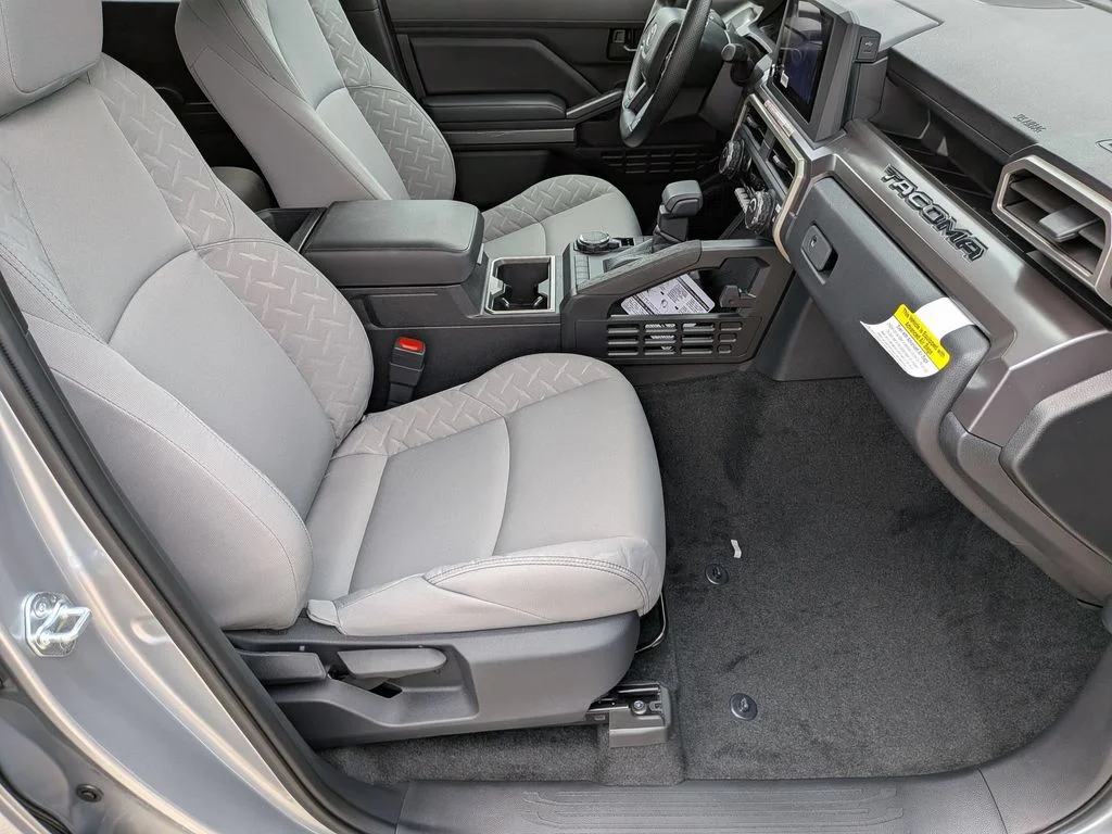 New 2026 Celestial Silver Metallic Toyota SR5 image 28
