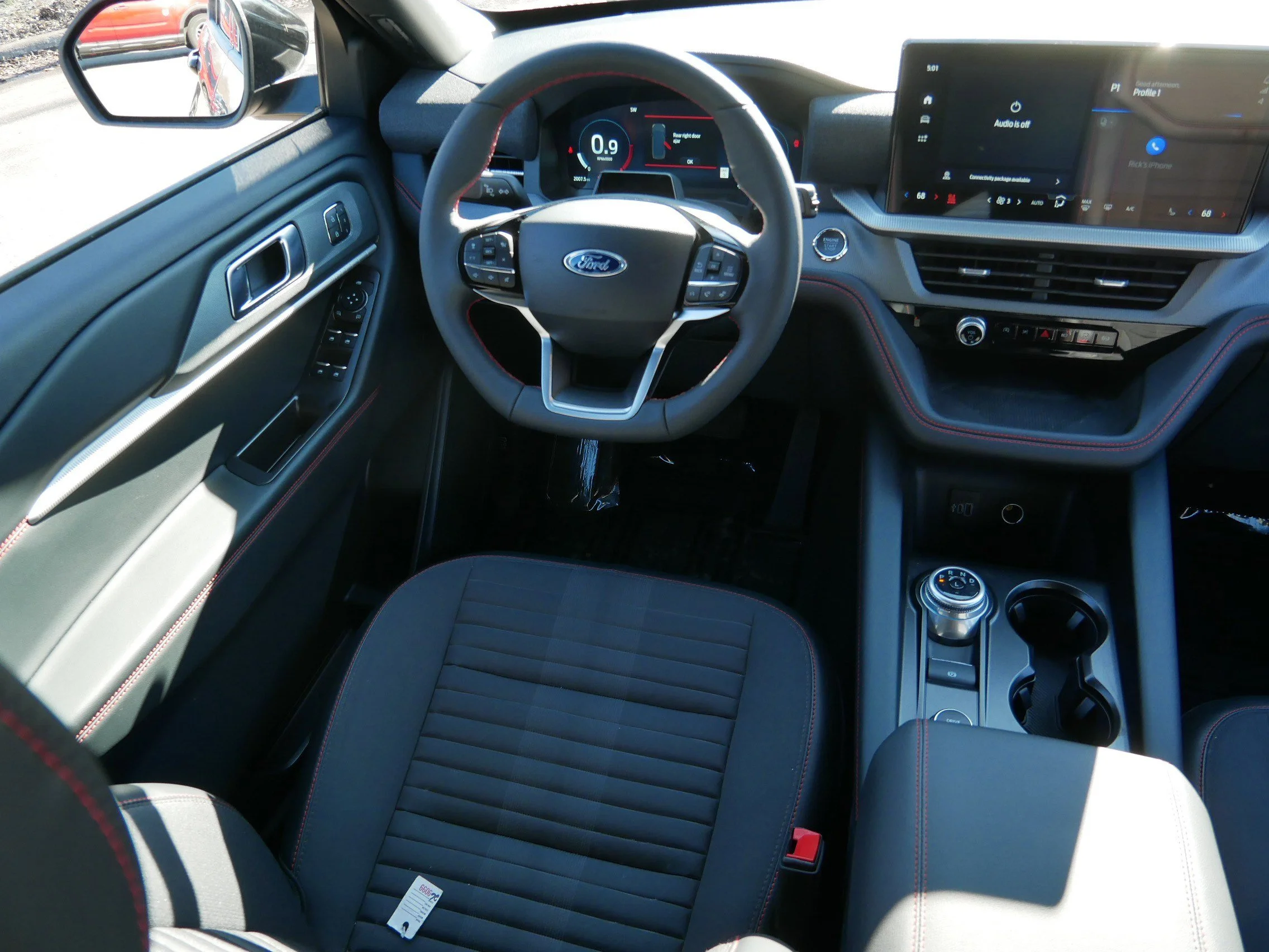 New 2026 Agate Black Metallic Ford ST-Line image 9