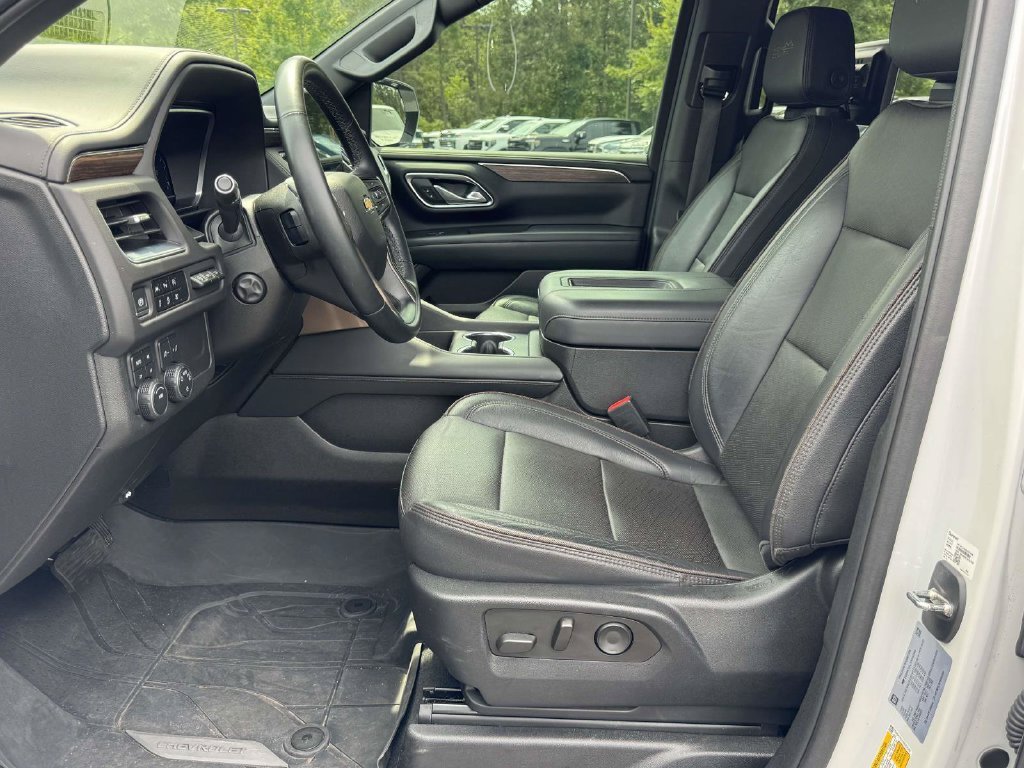 Used 2023 Beige Chevrolet High Country image 23