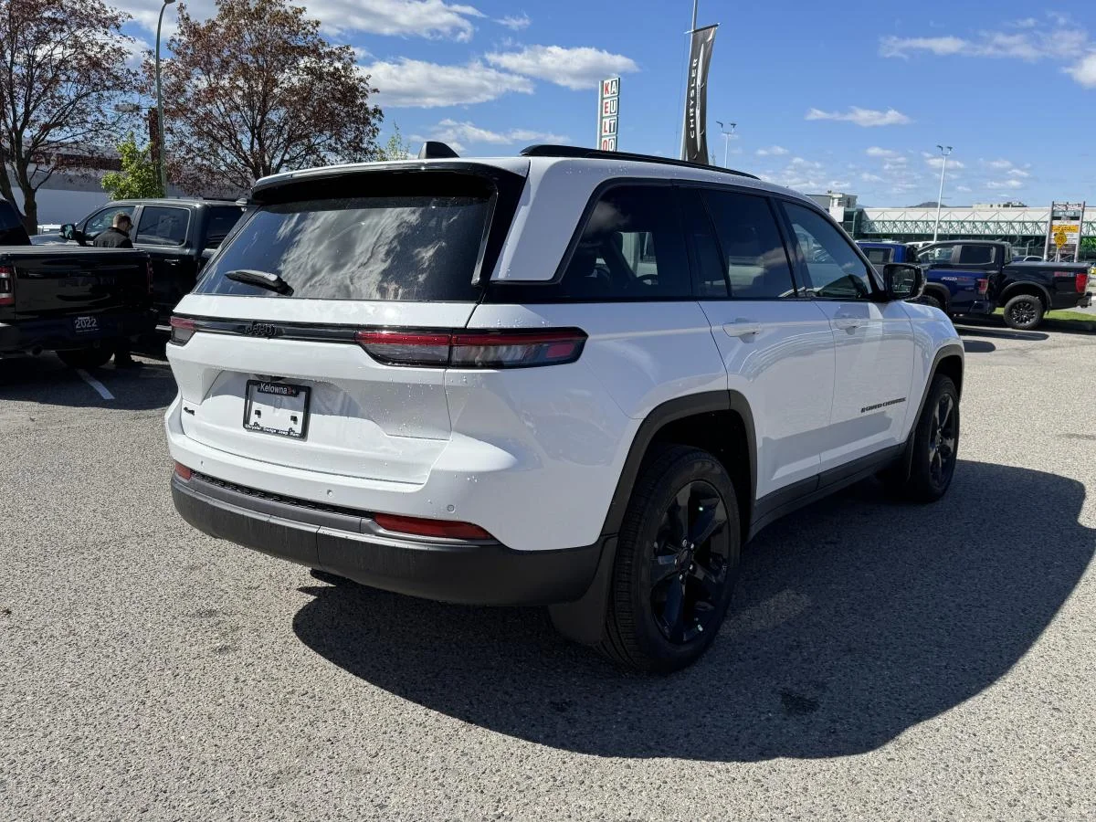New 2026 White Jeep Limited image 5