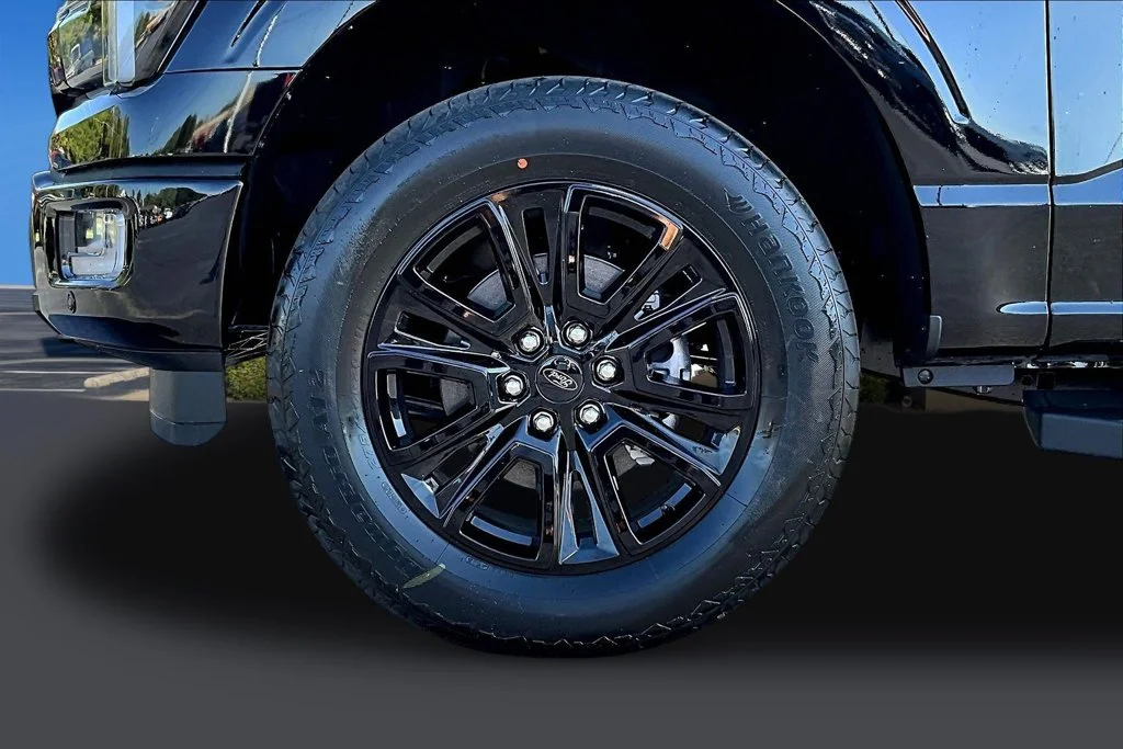New 2026 Agate Black Metallic Ford Platinum® image 13