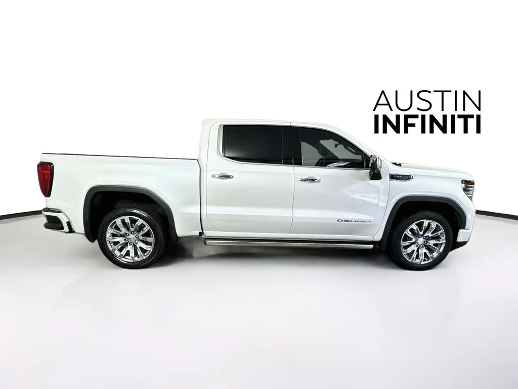 Used 2024 White GMC Denali image 8