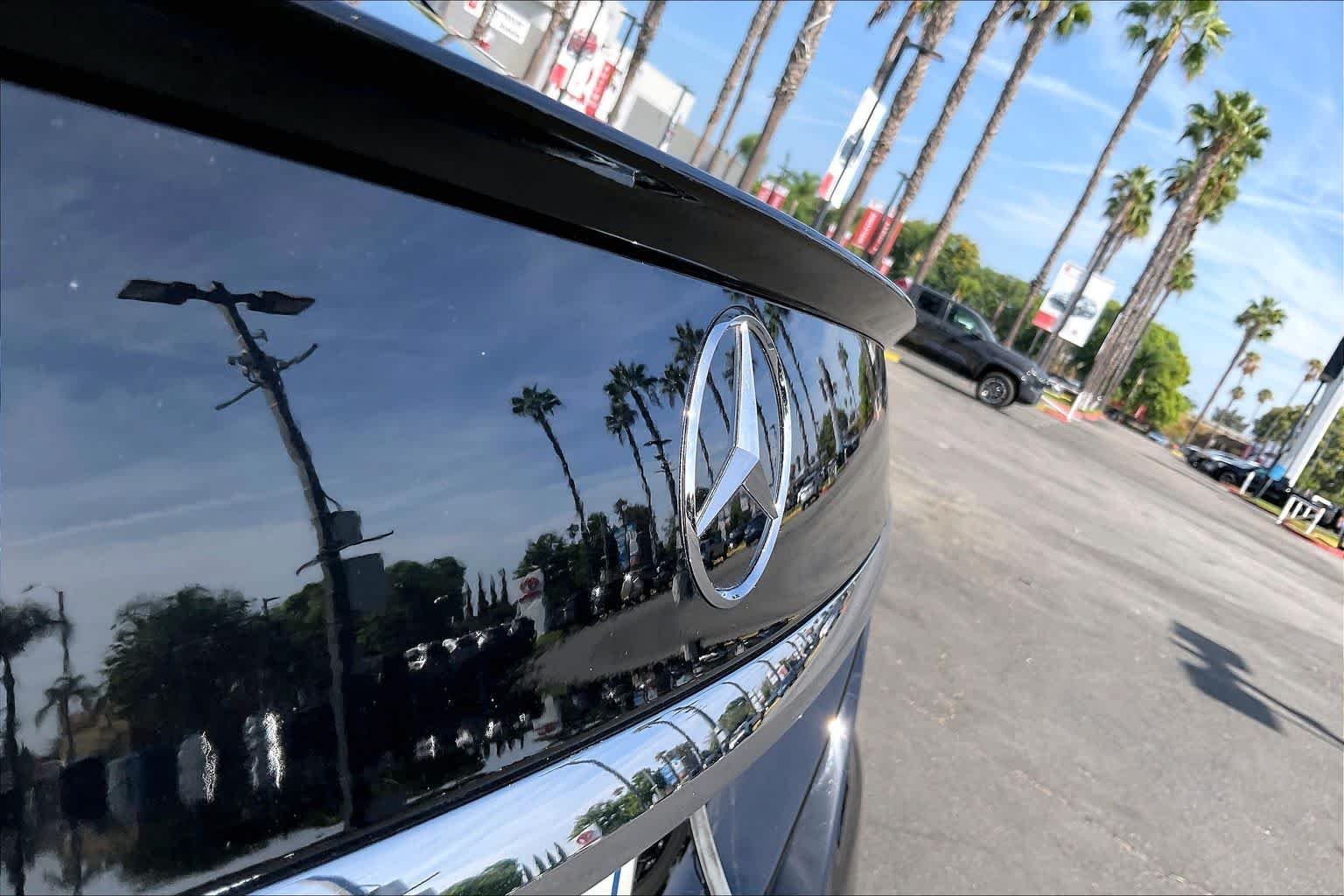 Used 2018 Black Mercedes-Benz S 560 image 30