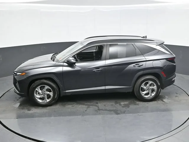 Used 2023 Gray Hyundai SEL image 12