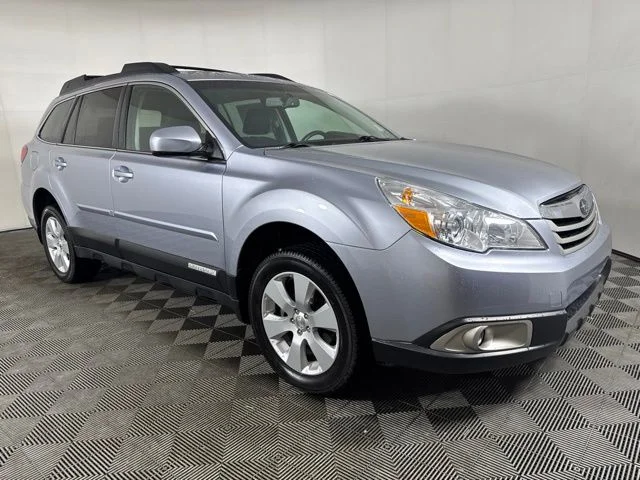 Used 2012 Subaru Outback 2.5i Premium 4D Sport Utility in