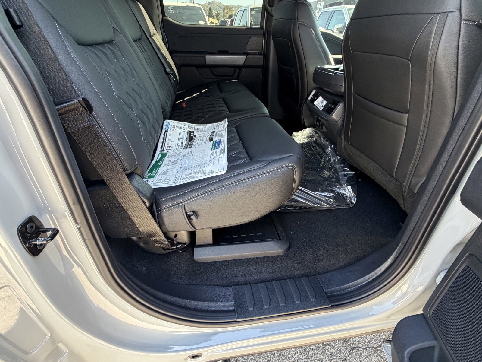 New 2026 Avalanche Ford XLT image 16