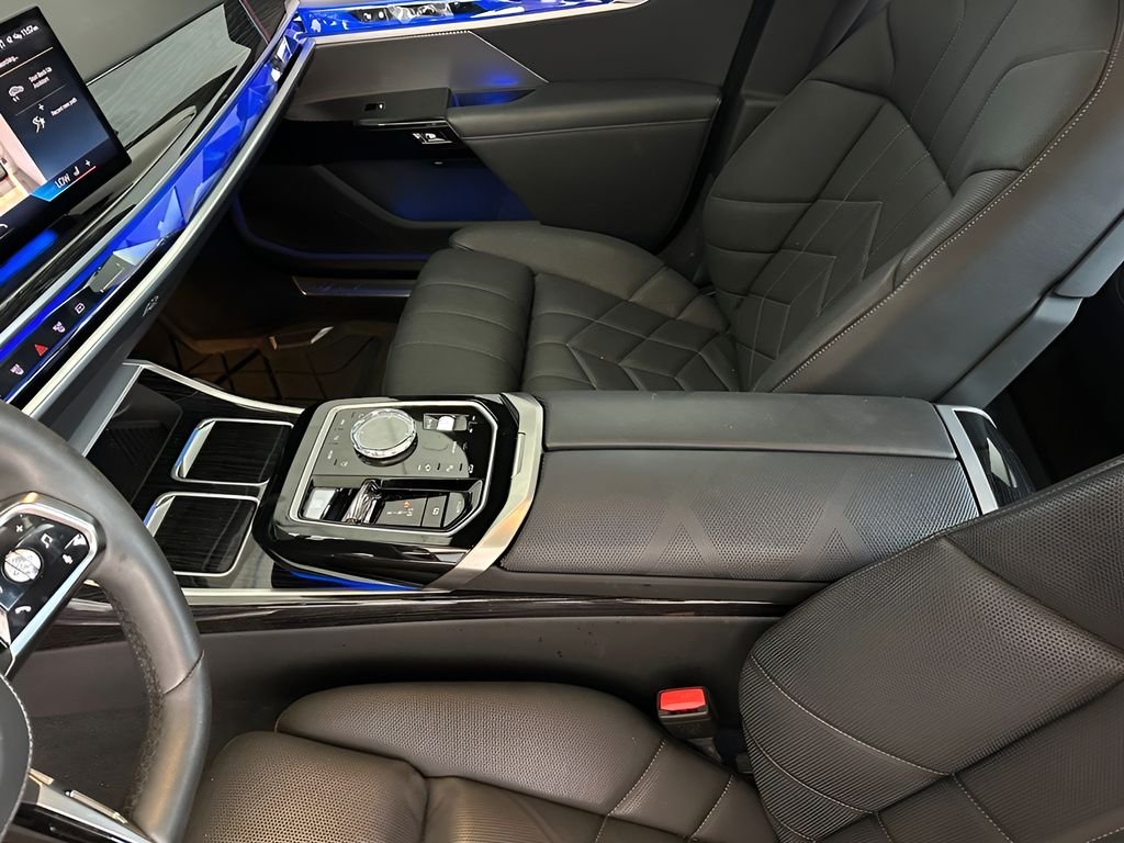 Certified Used 2023 Oxide Grey Met BMW 740i image 21