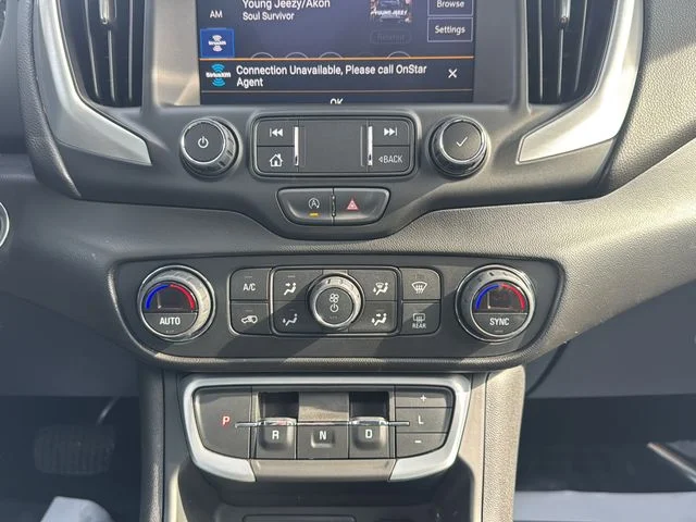 Certified Used 2022 Silver GMC SLT image 16