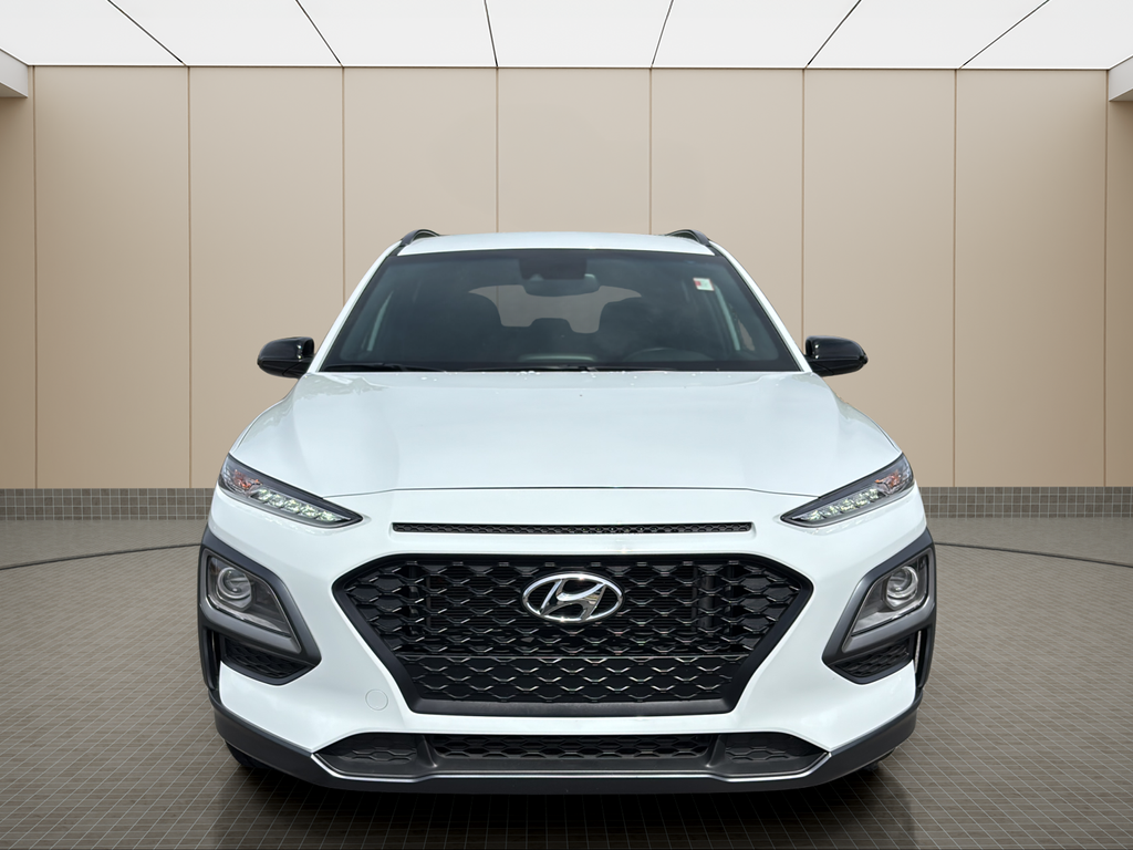 Used 2021 Chalk White Hyundai NIGHT image 8