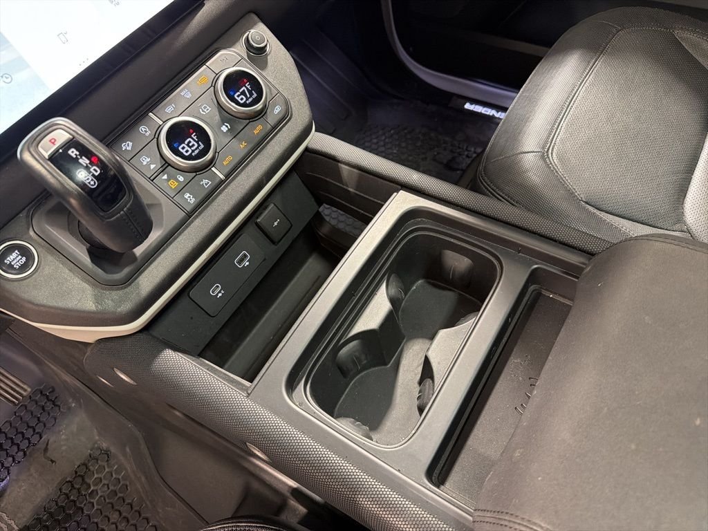 2022 Land Rover Defender X-Dynamic SE - Photo 17