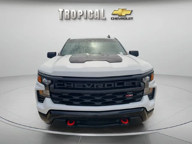 Used 2024 Summit White Chevrolet Custom Trail Boss image 8