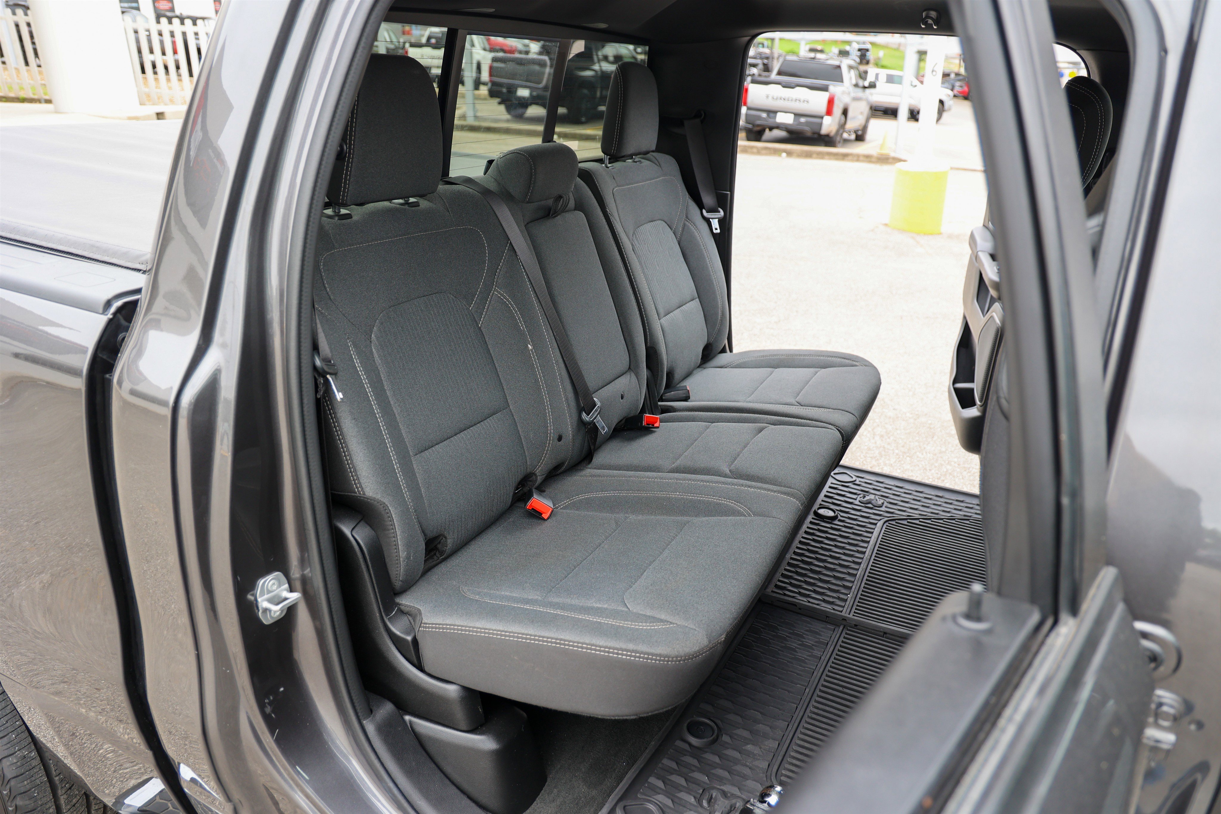 Used 2022 Granite Crystal Metallic Clearcoat Ram Lone Star image 34