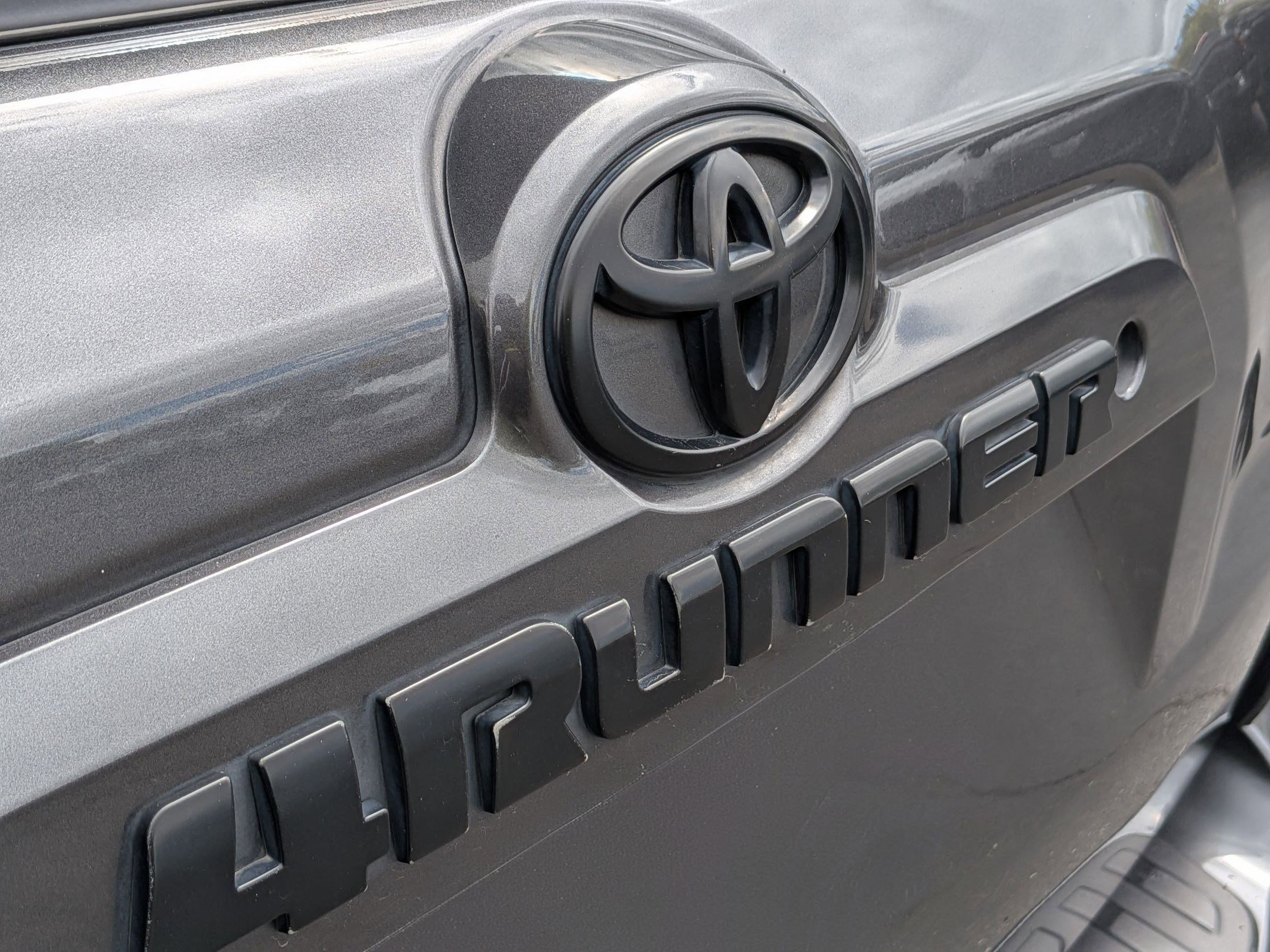2020 Toyota 4Runner SR5 - Photo 13