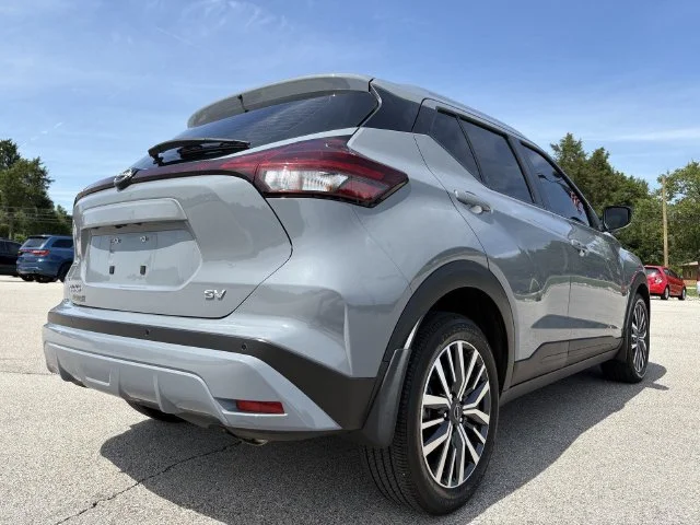 Used 2024 Gray Nissan SV image 20