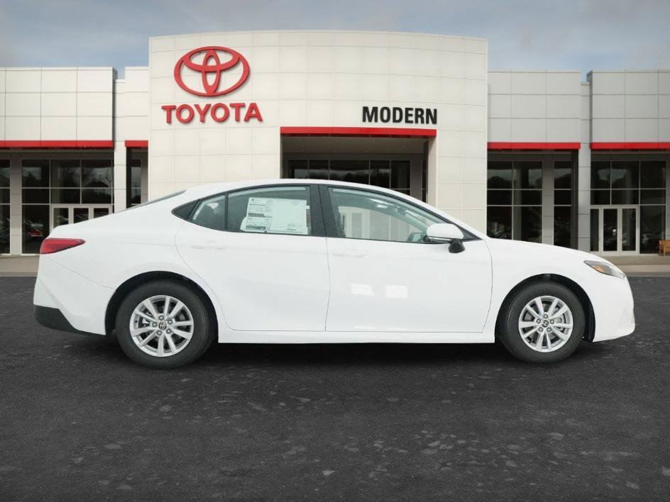 New 2026 Ice Cap Toyota LE image 11