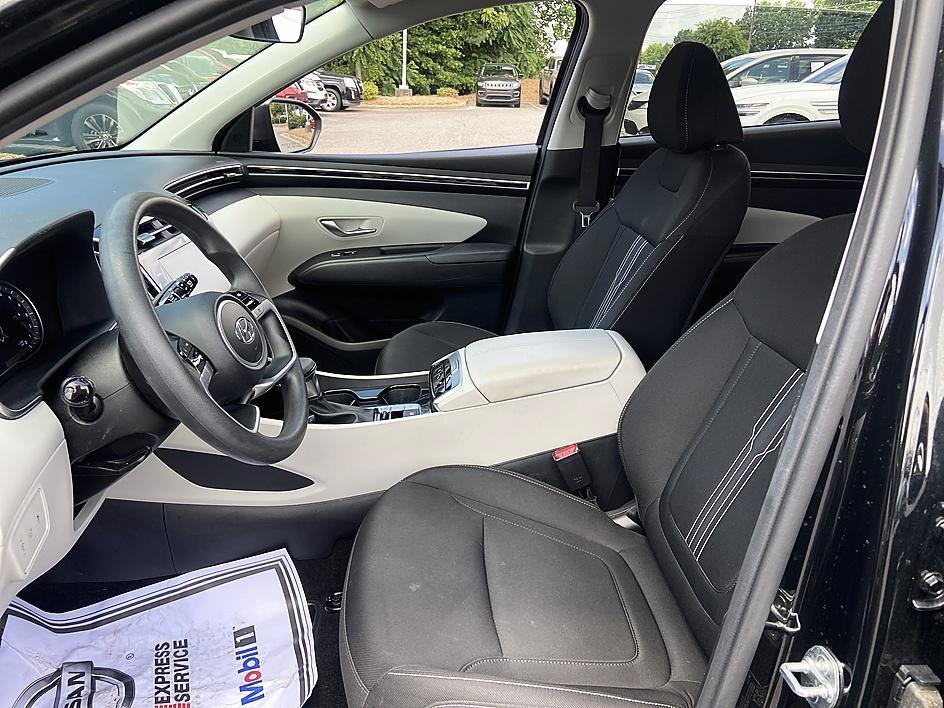 Used 2024 Black Pearl Hyundai SEL image 11
