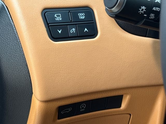 Used 2024 Gray Lexus 600 Luxury image 24