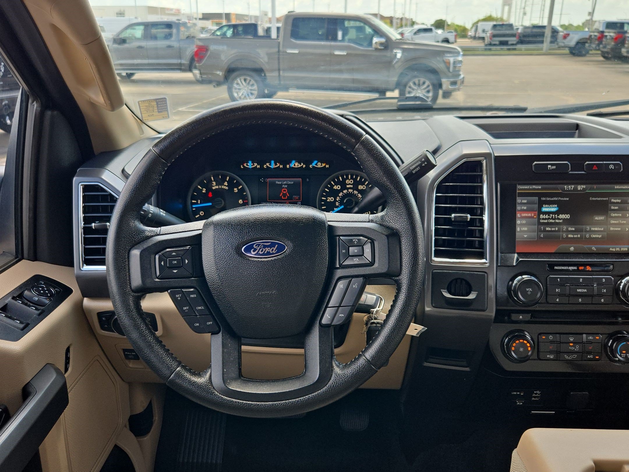 Used 2015 Blue Jeans Metallic Ford XLT image 24