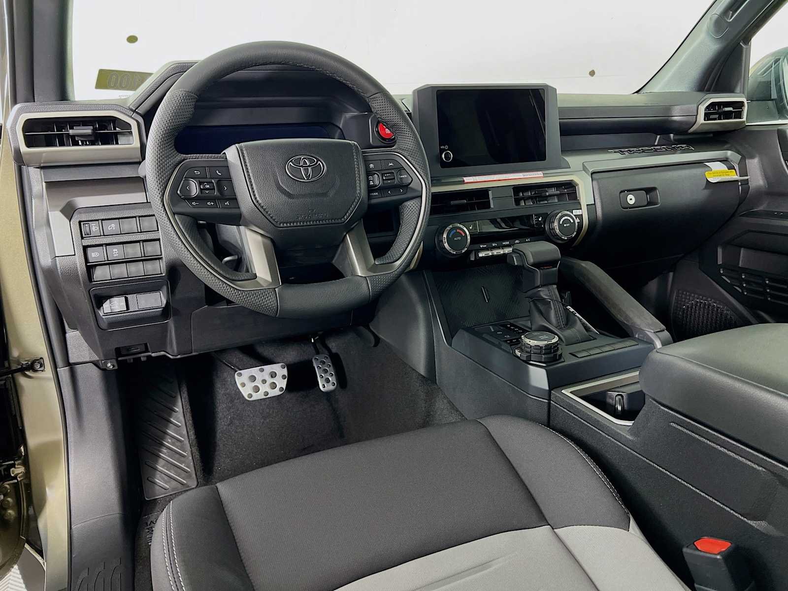 2026 Toyota Tacoma — photo 7