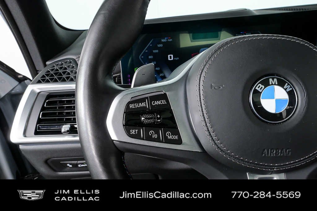 Used 2025 Brooklyn Grey Metallic BMW M60i image 10