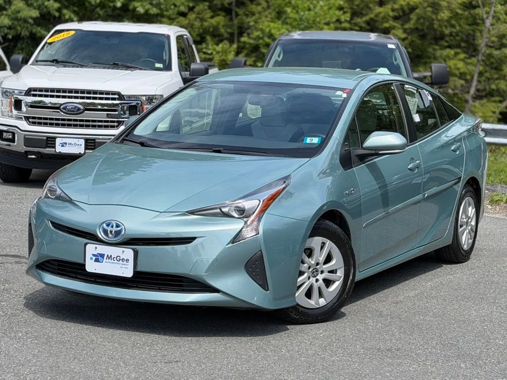 Used 2016 Beige Toyota Two image 1