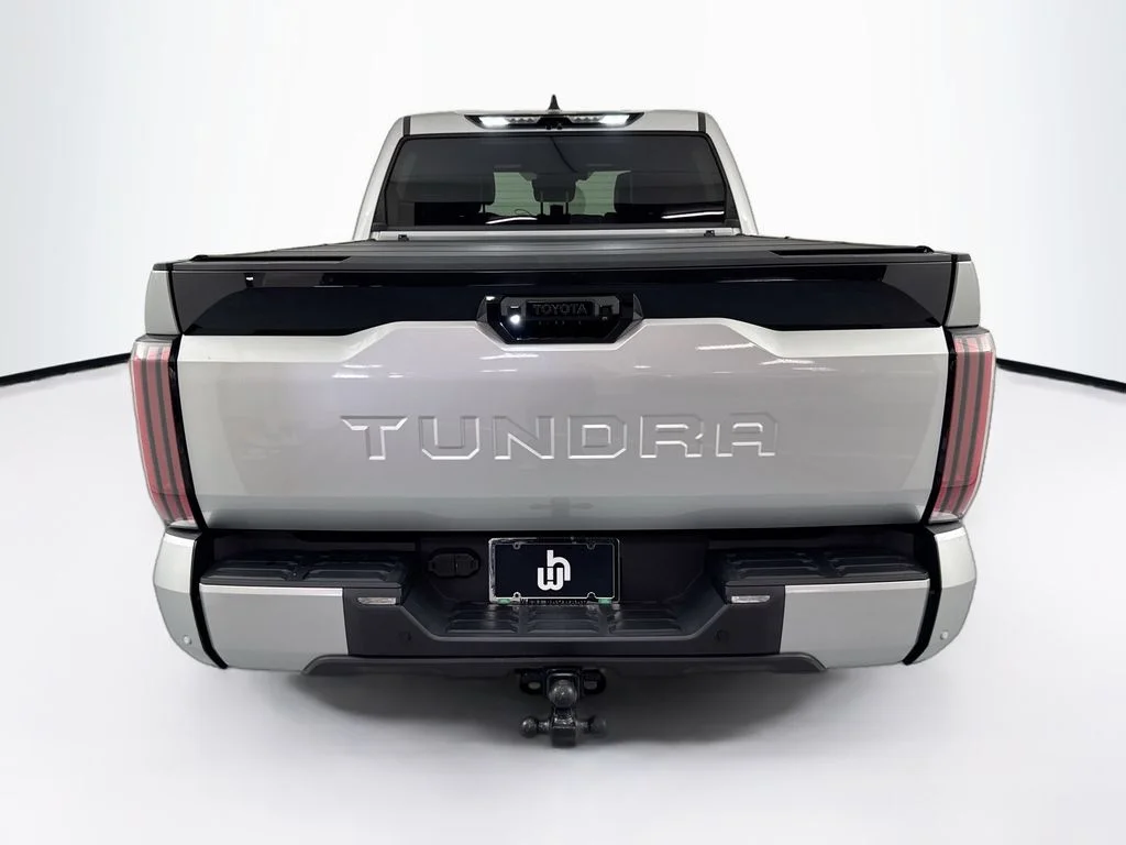 Used 2022 Silver Toyota Platinum image 6