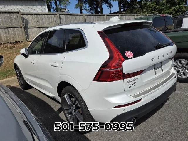 Used 2021 White Volvo T5 Momentum image 2