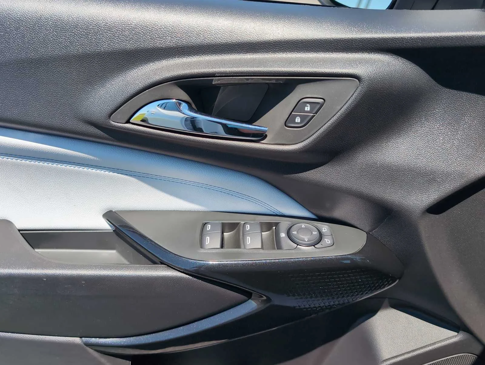 2026 Chevrolet Trax LT - Photo 22