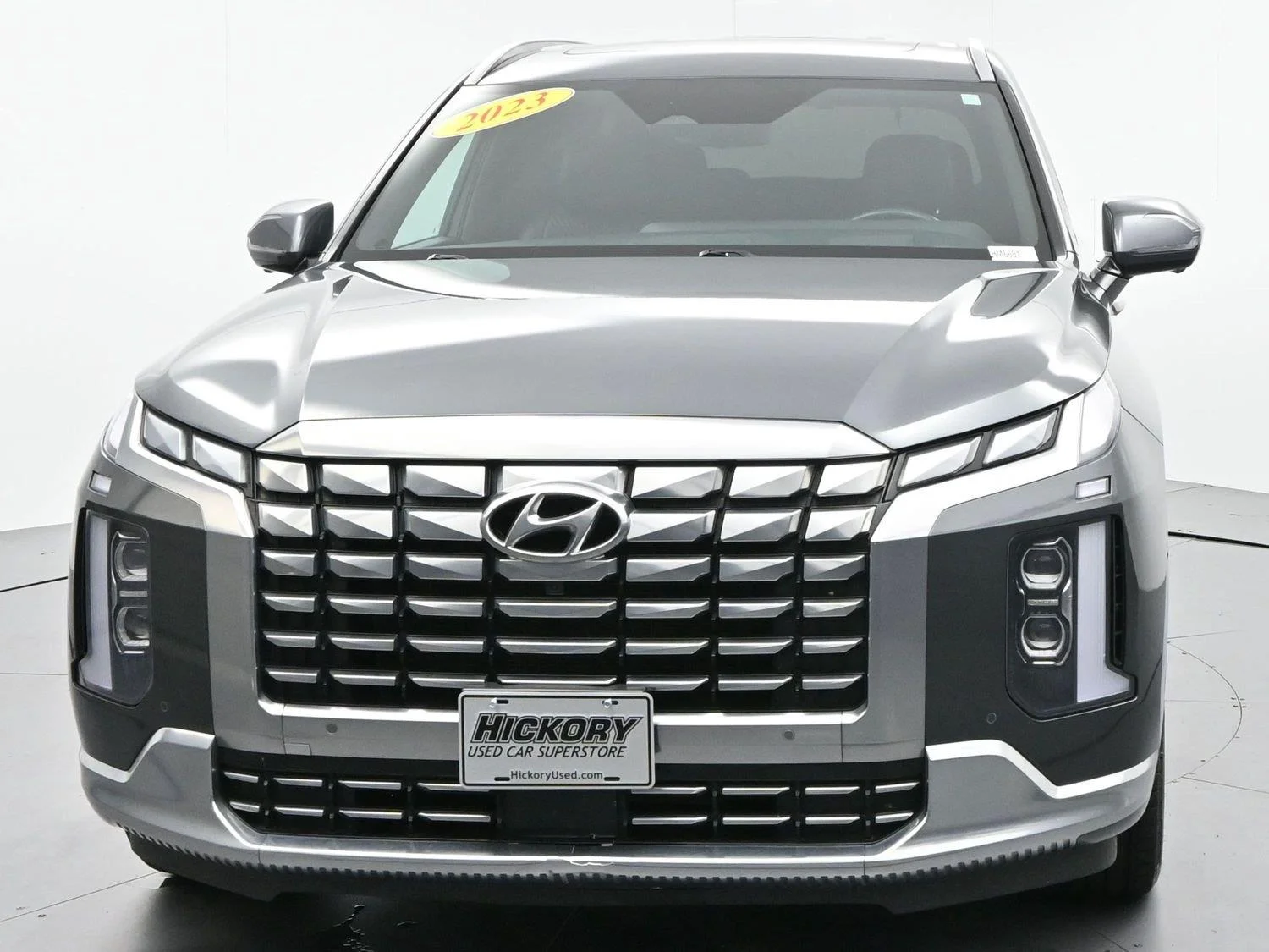 Used 2023 Steel Graphite Hyundai Calligraphy image 2