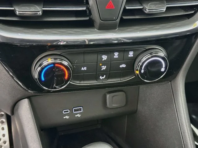 Used 2025 Blue Buick Sport Touring image 16