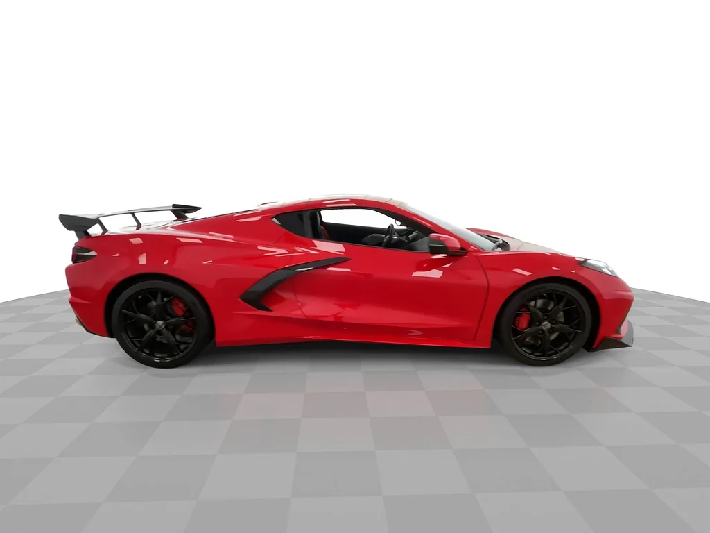 Used 2020 Red CHEVROLET Stingray image 2