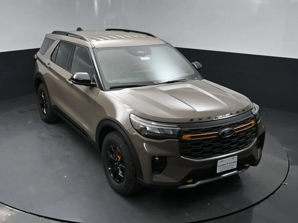 New 2026 Gray Ford Tremor image 35