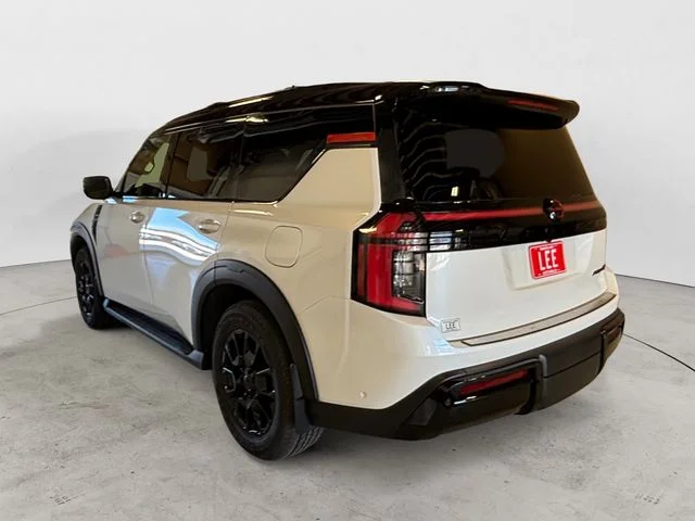 New 2026 White Nissan PRO-4X image 3