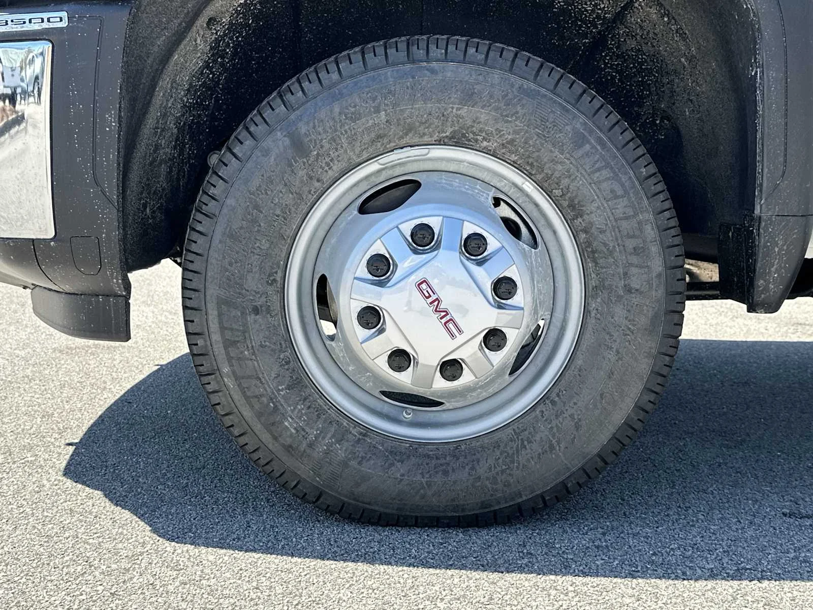 2025 GMC Sierra 3500HD Pro - Photo 22