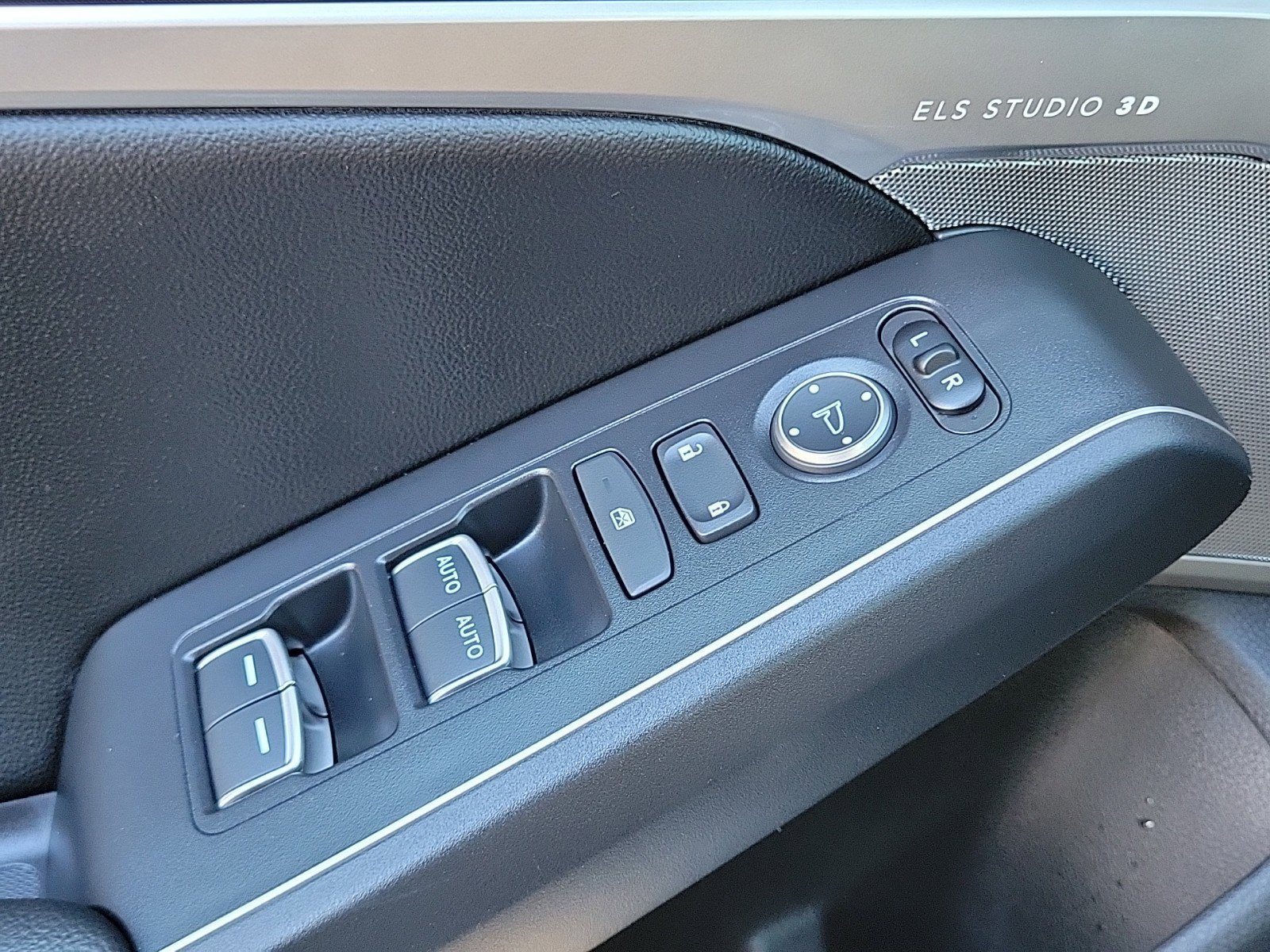 Used 2024  Acura w/A-Spec Technology Package image 31