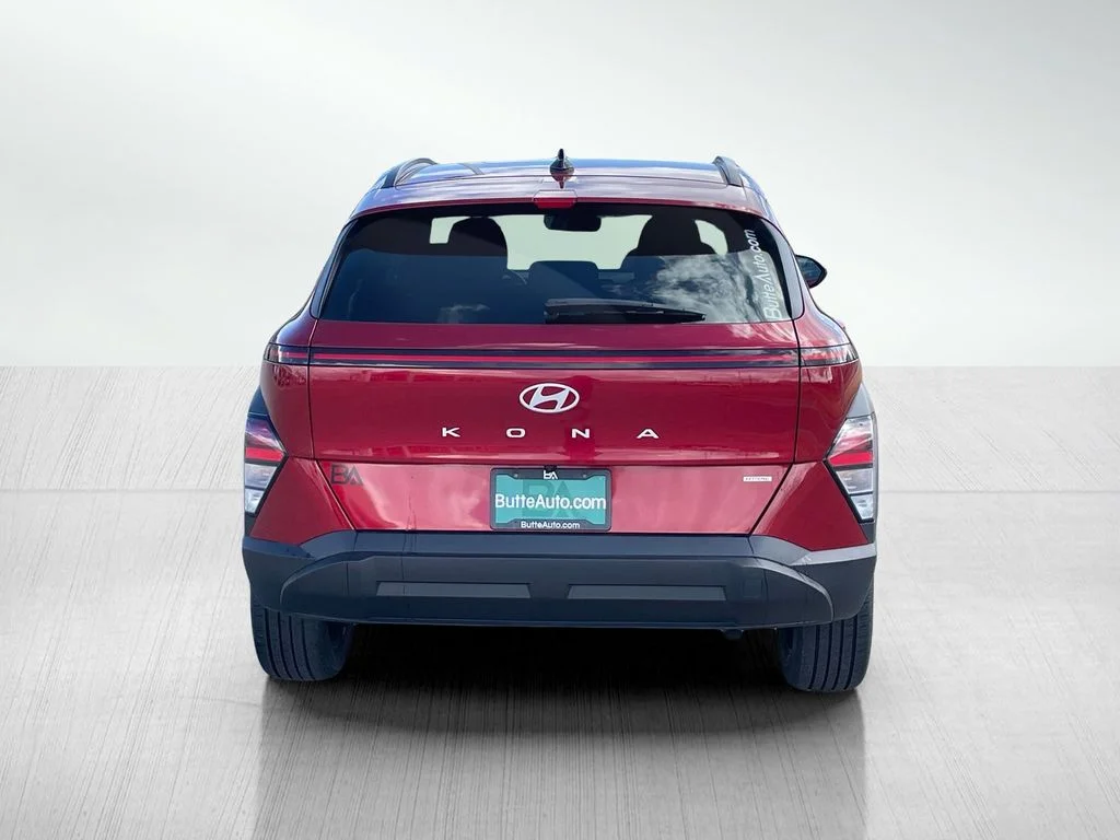 Used 2025 Ultimate Red Metallic Hyundai SEL image 4