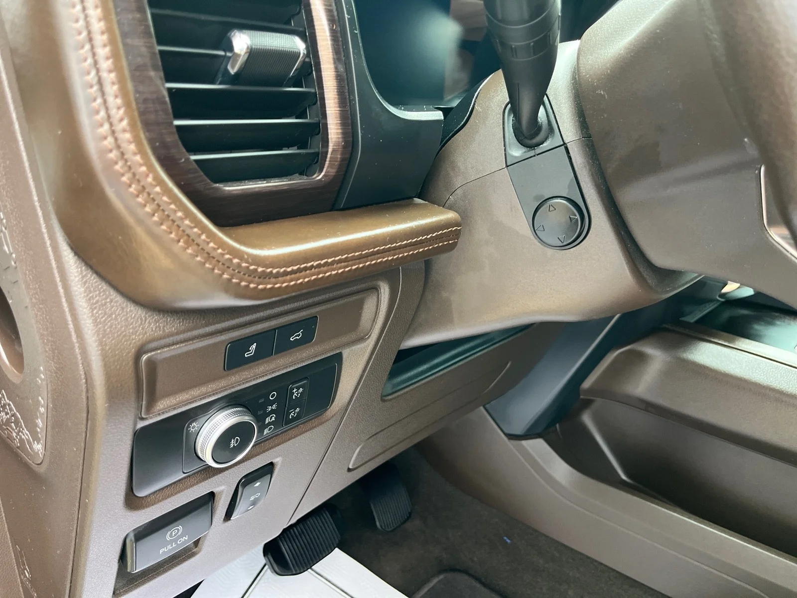 Certified Used 2022 Star White Ford King Ranch image 27