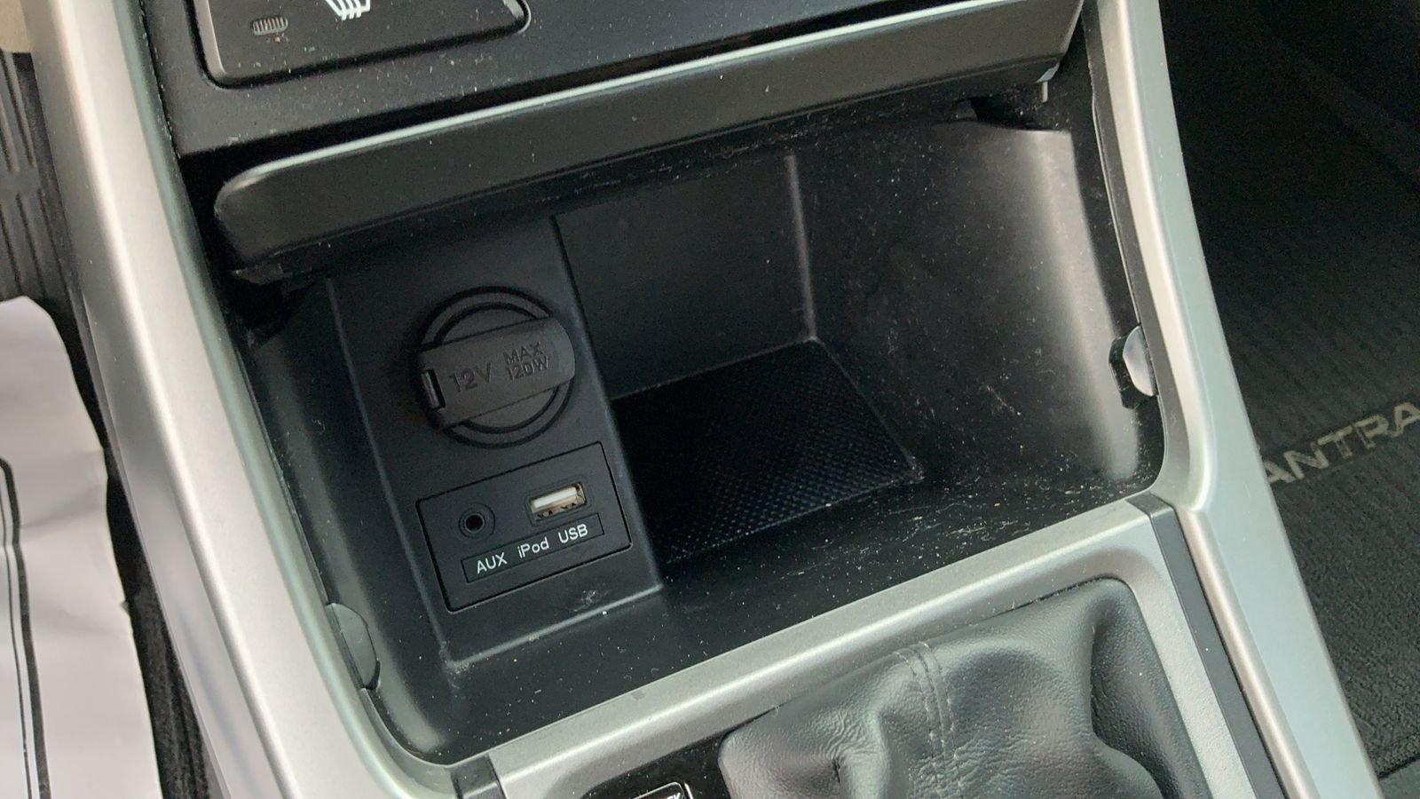 Used 2016 Red Hyundai Limited image 29
