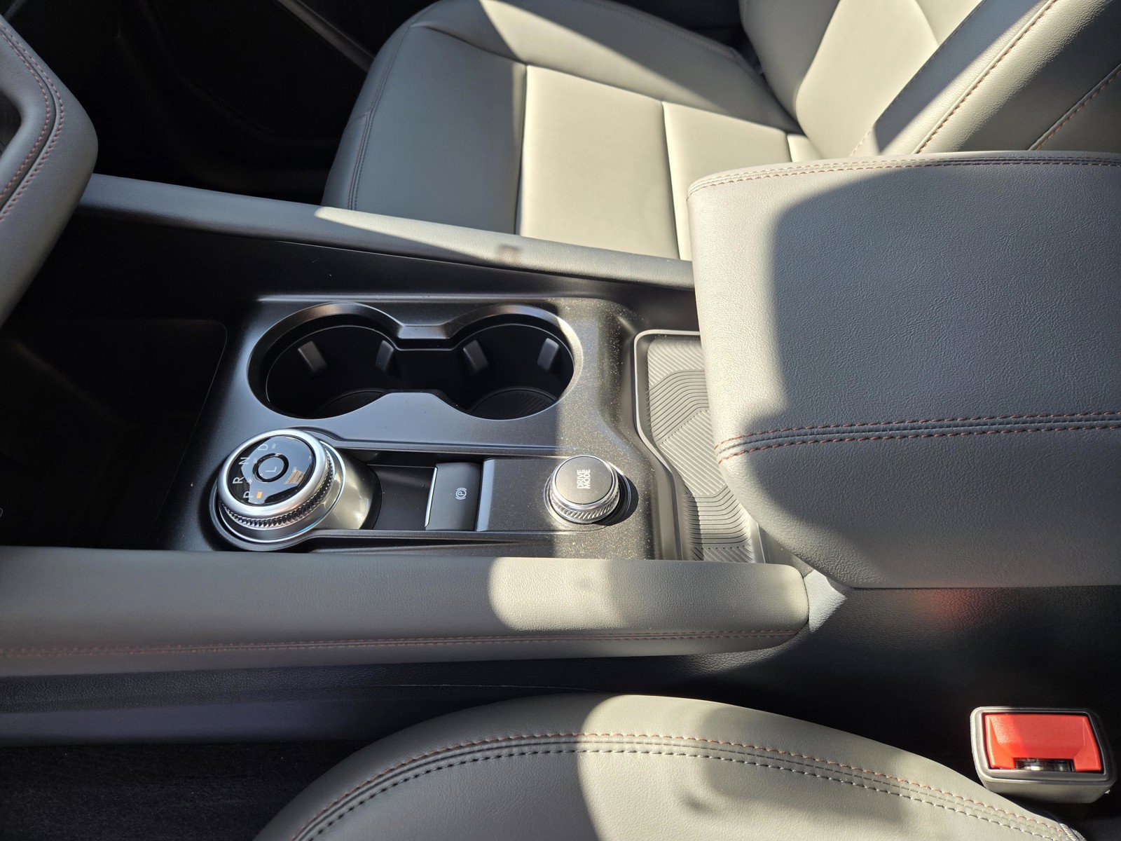 New 2026 Agate Black Metallic Ford Active image 13